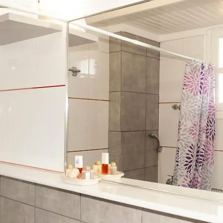 Alpha Aparthotel