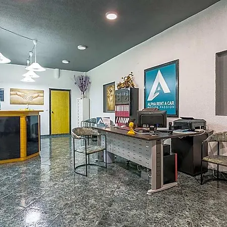 Alpha Aparthotel 2*