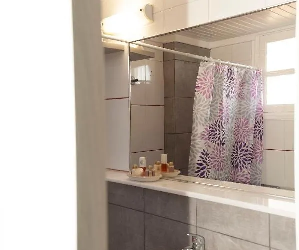 شقة فندقية Alpha 2*